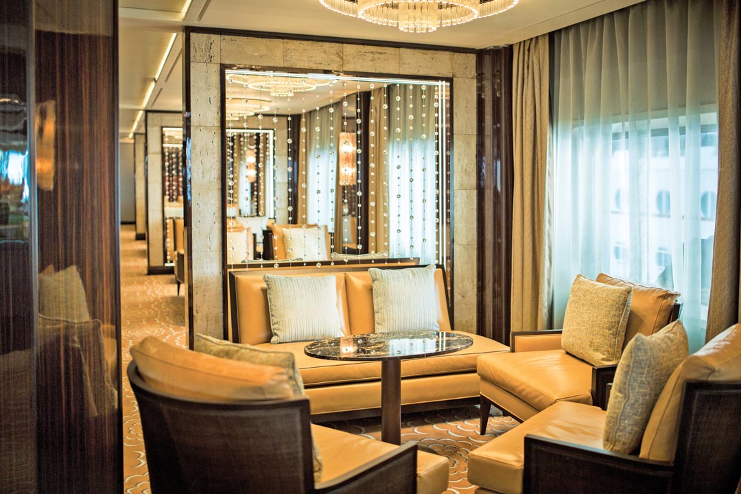 Horizon Lounge