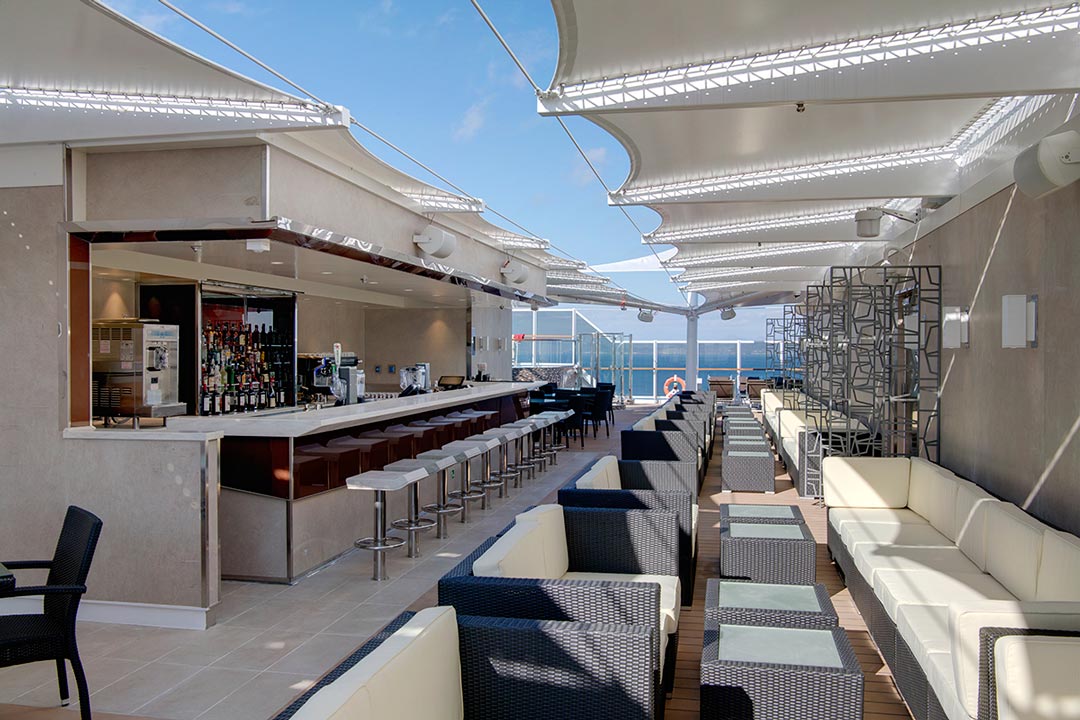 MSC Aurea Bar